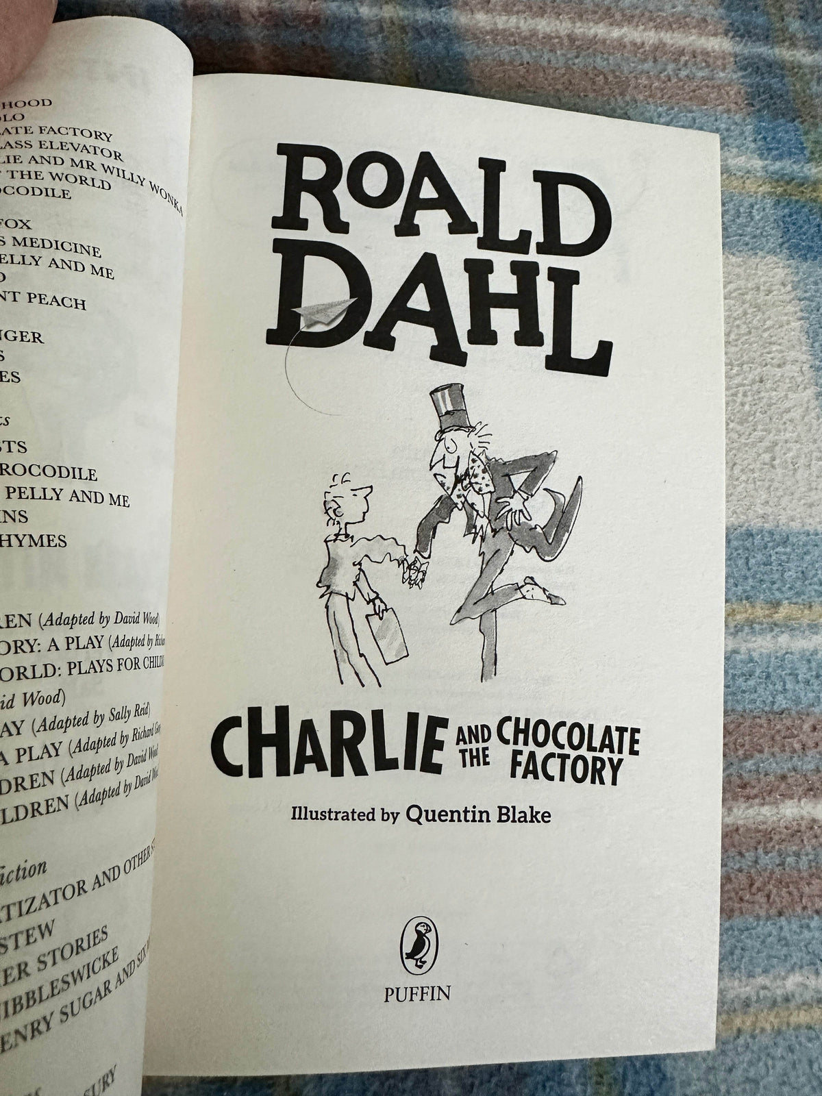 2016 Charlie & The Chocolate Factory- Roald Dahl (Quentin Blake Illust) Puffin Books - Honeyburn Books (UK)