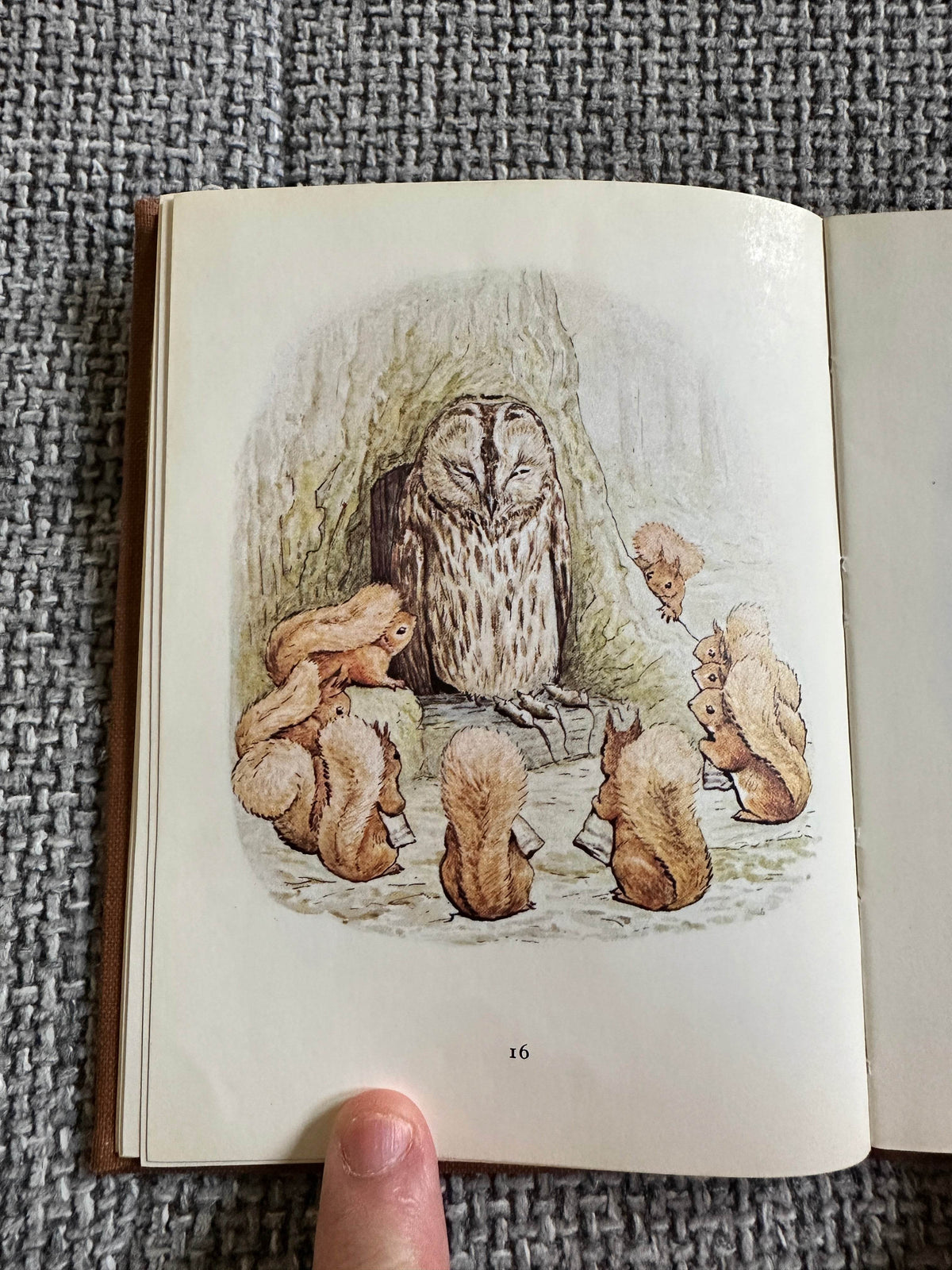 1983 The Tale Of Squirrel Nutkin - Beatrix Potter(Frederick Warne & Co Ltd. - Honeyburn Books (UK)