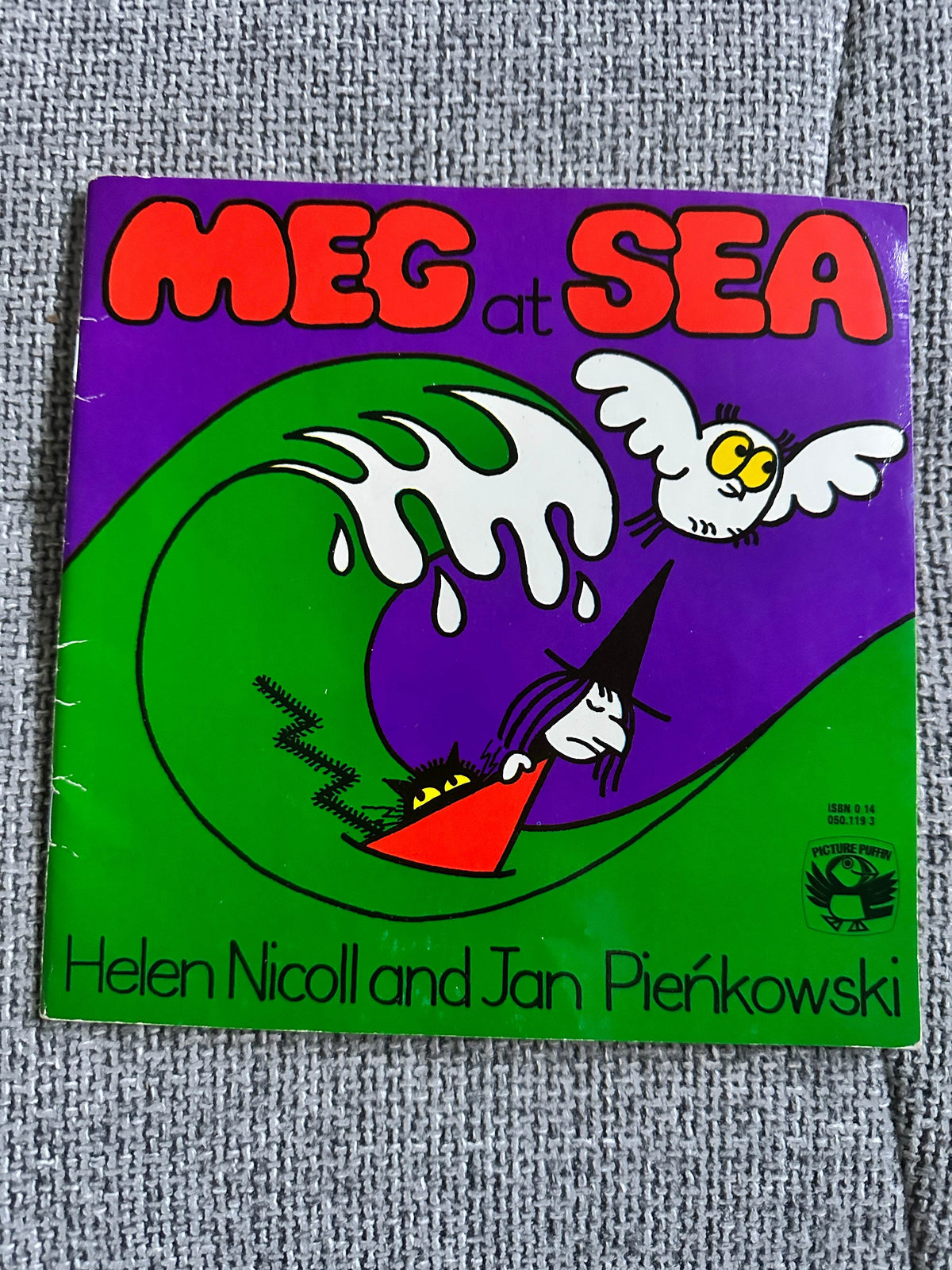 1984 Meg At Sea - Helen Nicoll & Jan Pieńkowski(Picture Puffin) - Honeyburn Books (UK)