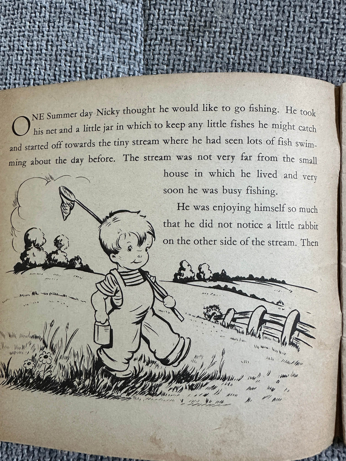 1950’s The Rabbit Who Lost His Way - Louis Valentine(Dean & Son Ltd) - Honeyburn Books (UK)
