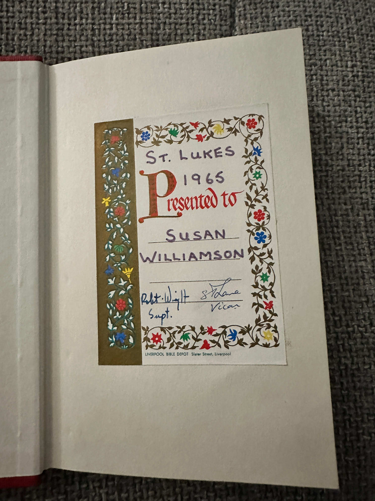 1963*1st* The Royal Caravan - Constance Savery ( T. R. Freeman Illust) Lutterworth Press