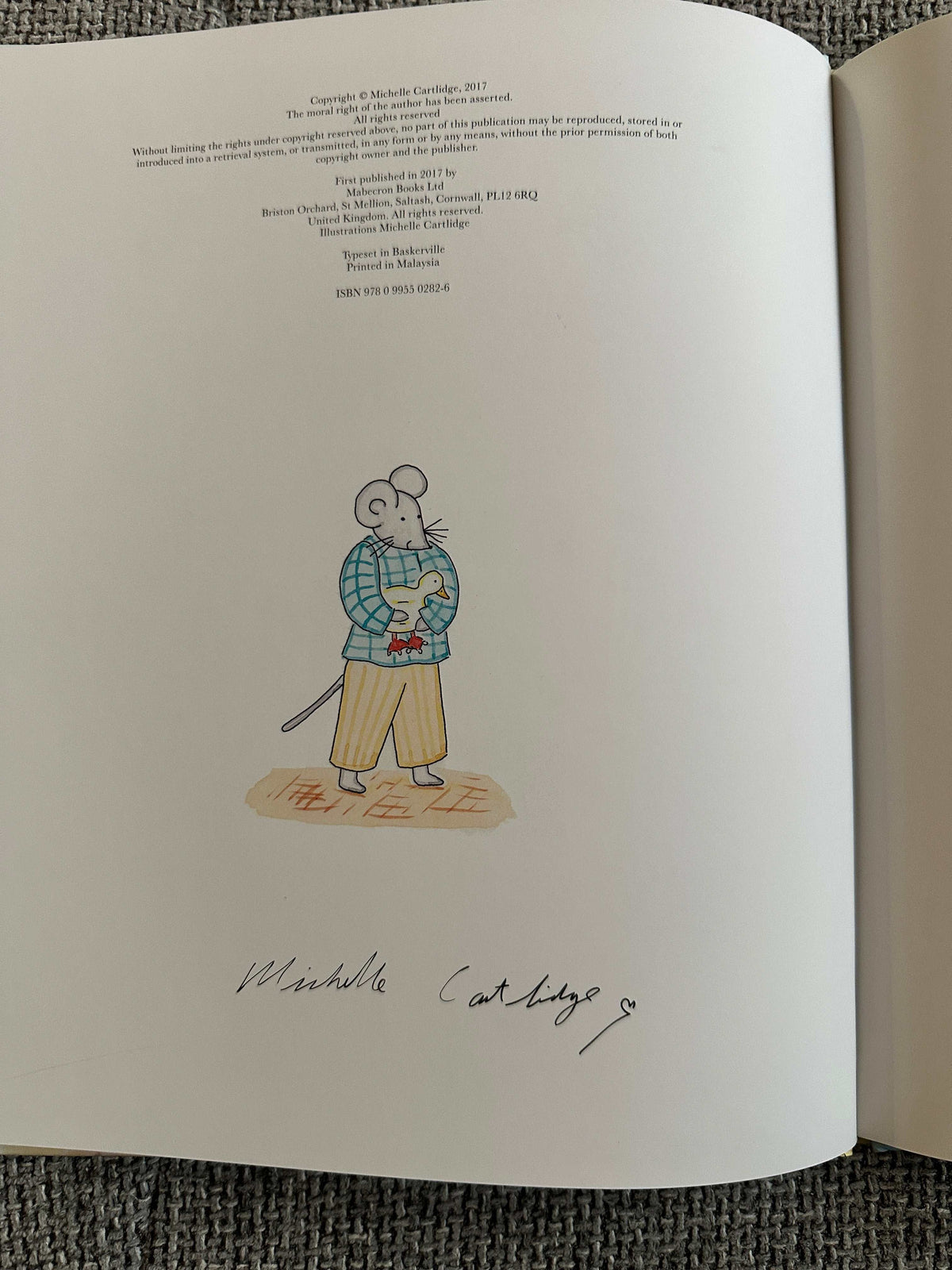 2017*Signed 1st* The Mousehole Mice & The Theatre By The Sea - Michelle Cartlidge (Mabecron Books)