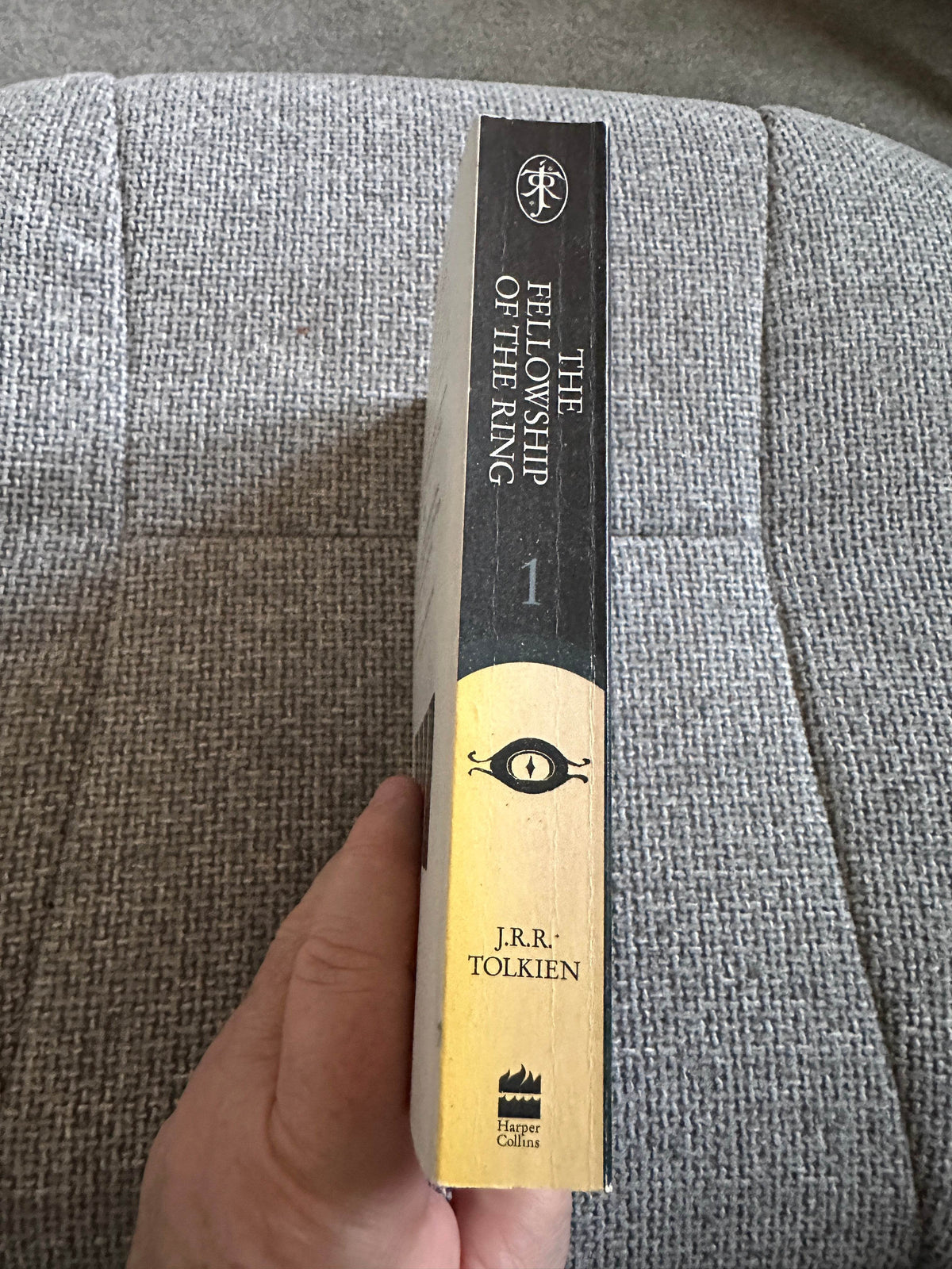 2011 The Fellowship Of The Ring (Lord Of The Rings Part 1) J. R. R. Tolkien(HarperCollins) - Honeyburn Books (UK)