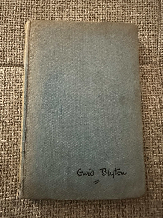 1956 The Buttercup Farm Family - Enid Blyton (Ruth Gervis Illust) Lutterworth Press