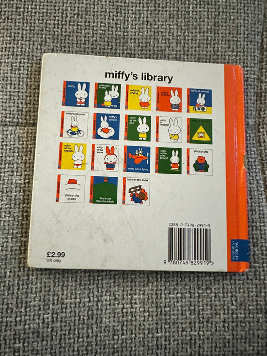 1996 Miffy Goes Flying - Dick Bruna(World International) - Honeyburn Books (UK)