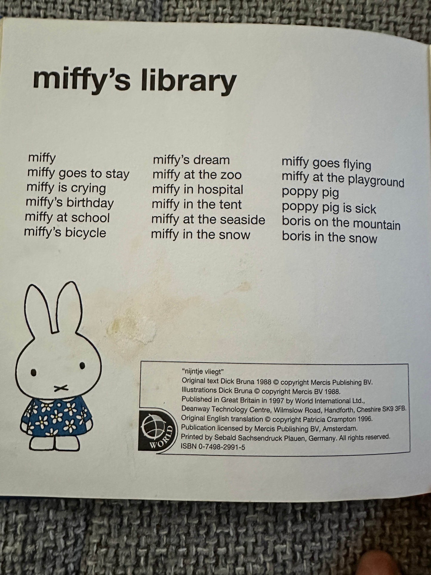 1996 Miffy Goes Flying - Dick Bruna(World International) - Honeyburn Books (UK)