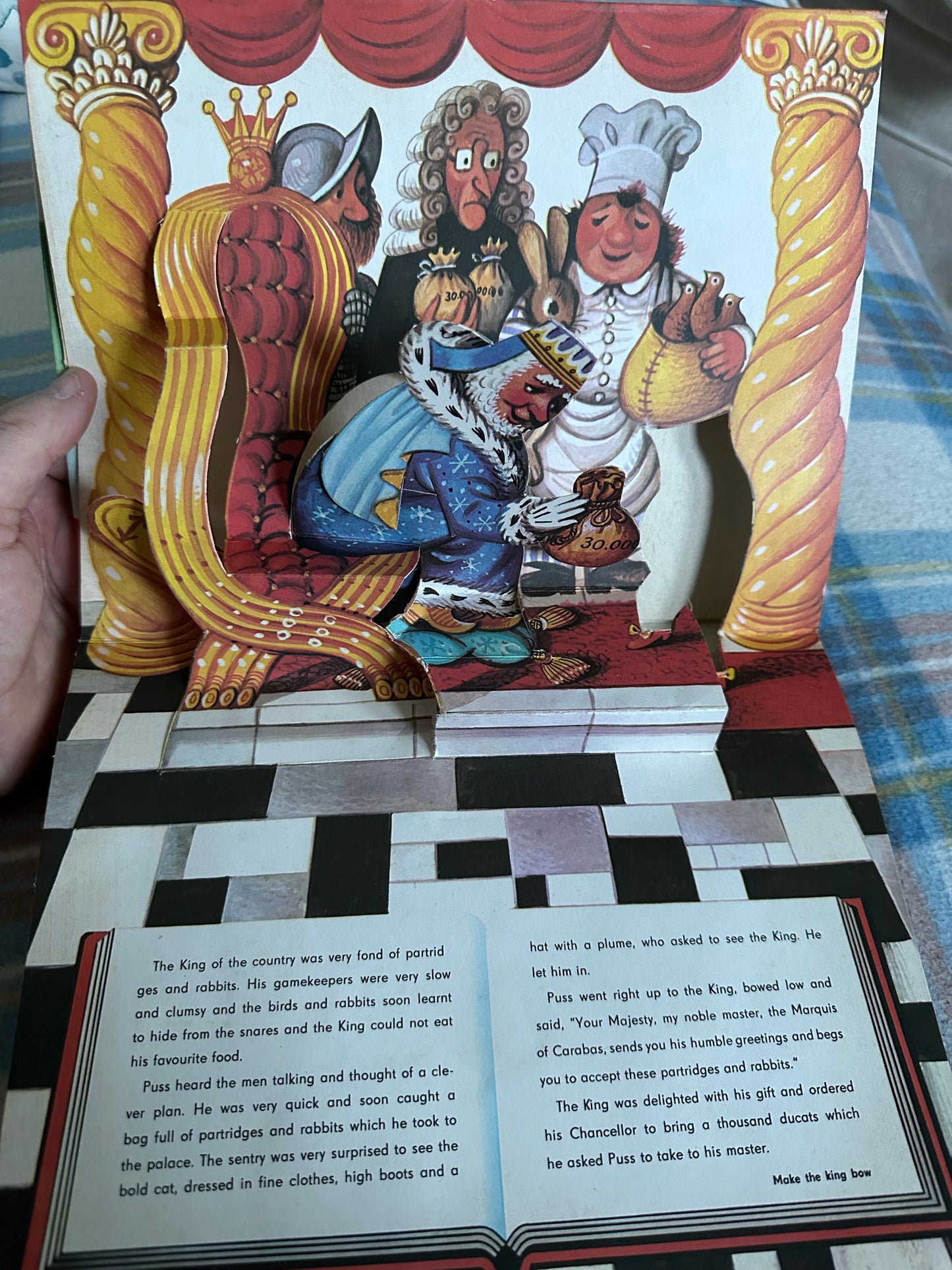 1981 Puss In Boots Pop-Up - Vojtěch Kubašta(Brown Watson Ltd Pub) - Honeyburn Books (UK)