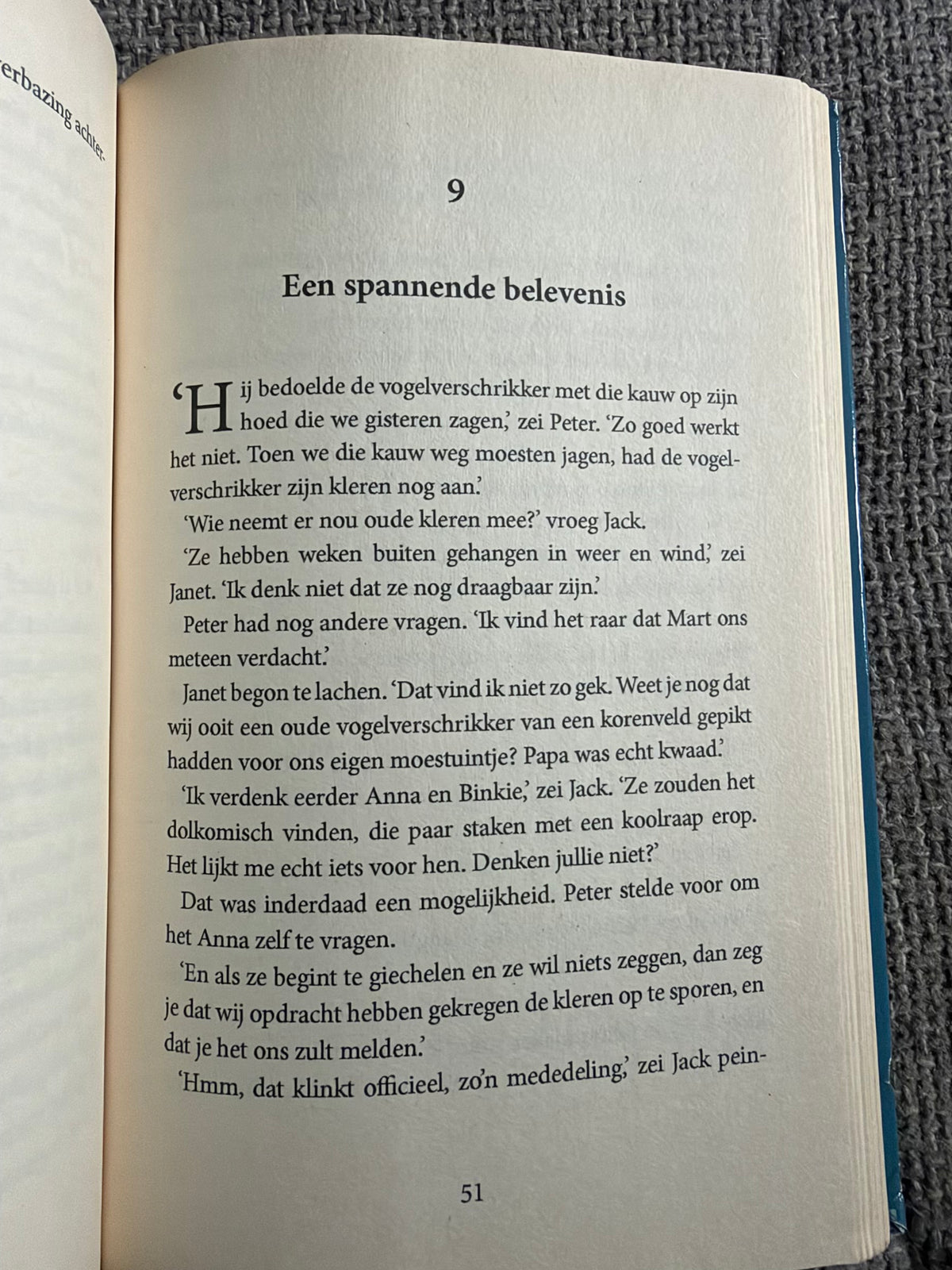2011 Omnibus De Club Van 7 op Onderzoek / De Club Van 7 en het kasteel (Dutch) Enid Blyton (Dutch Media Trade)