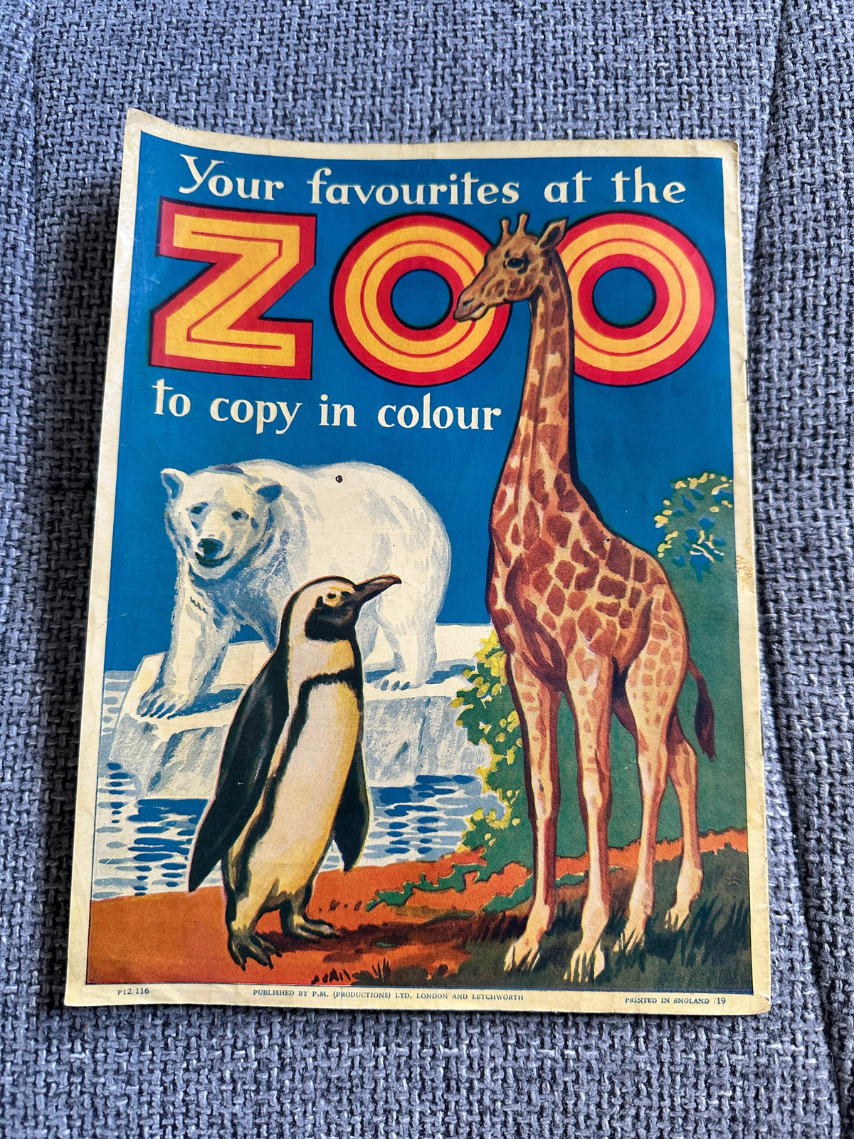 1940’s Your Favourites At The Zoo to Copy In Colour - P. M. Productions Ltd - Honeyburn Books (UK)