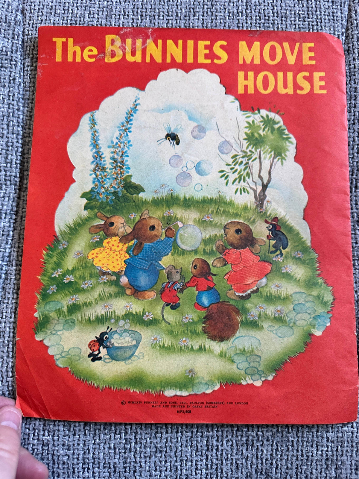 1964 The Bunnies Move House (Purnell & Sons Ltd) - Honeyburn Books (UK)