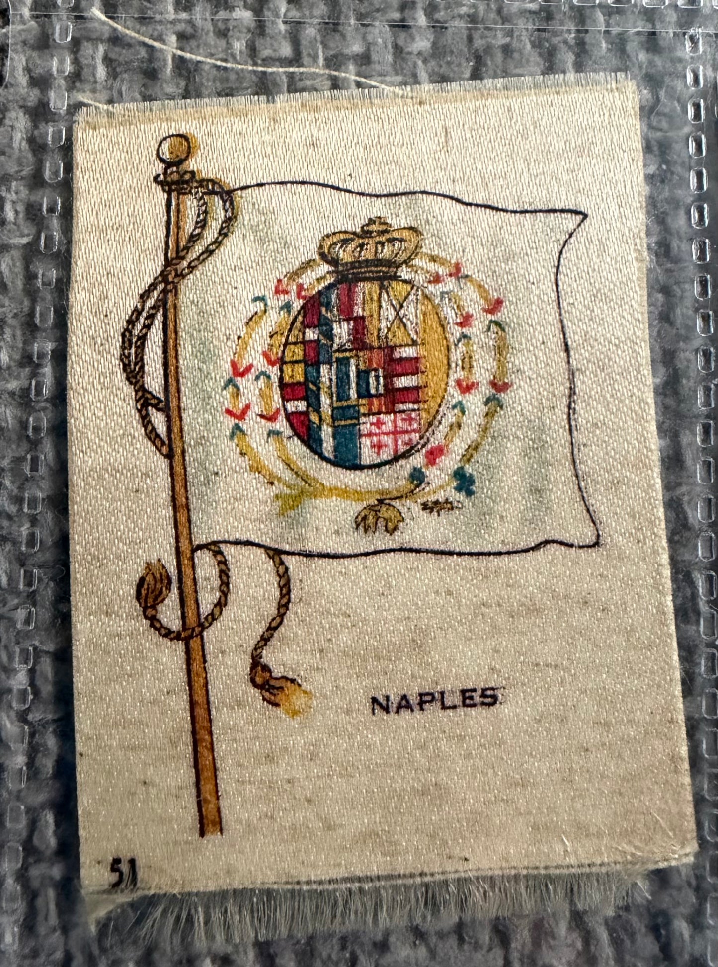 12 x Vintage Wix / B.D.V. Tobacco Silk Flag Cards — World Flags Collection c.1910s–1930s