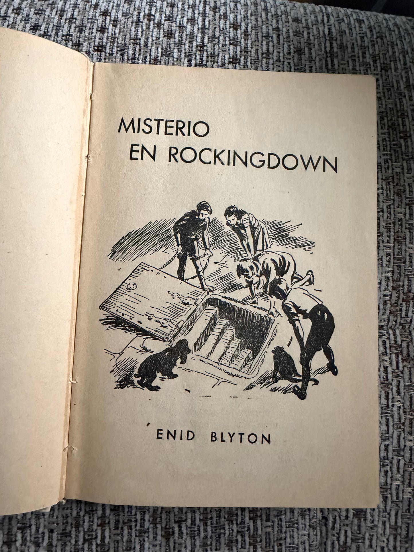 1958 Misterio En Rockingdown (Spanish Version) Enid Blyton (Gilbert Dunlop illust) A. G. Ponsa