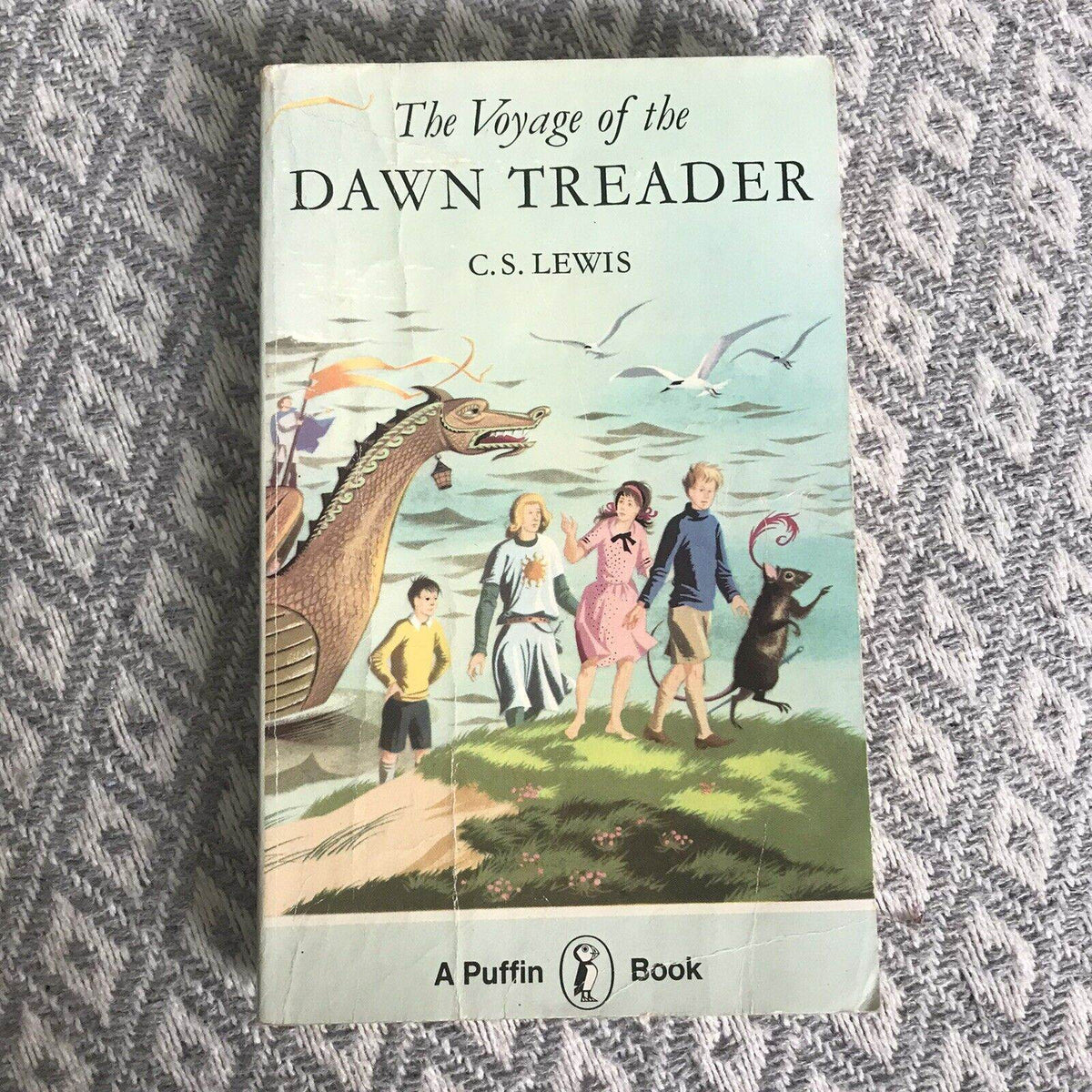 1979 Voyage Of The Dawn Treader - CS Lewis (Pauline Baynes Illustrations) Puffin Edition - Honeyburn Books (UK)