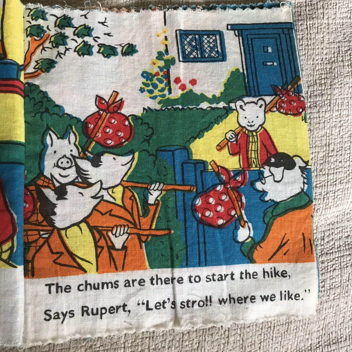 1972*RARE* Rupert Has A Picnic (Mary Tourtel Illust) Bancroft Cloth Books - Honeyburn Books (UK)