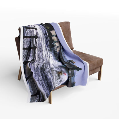 Rough seas Arctic Fleece Blanket