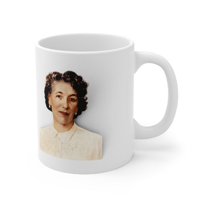 Enid Blyton Books Mug — "Love Enid Blyton Books" Ceramic Coffee Cup (11oz & 15oz) - Honeyburn Books (UK)