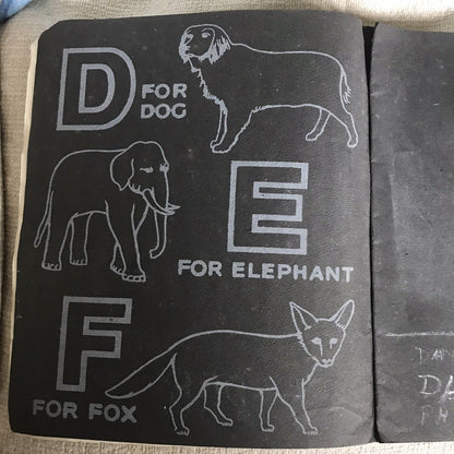 1940*RARE* Animals Alphabet Chalking Book - Kiddyprint Book Honeyburn Books (UK)