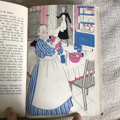 1942 Here Comes Mumfie - Katherine Tozer (John Murray)hb D/j Honeyburn Books (UK)