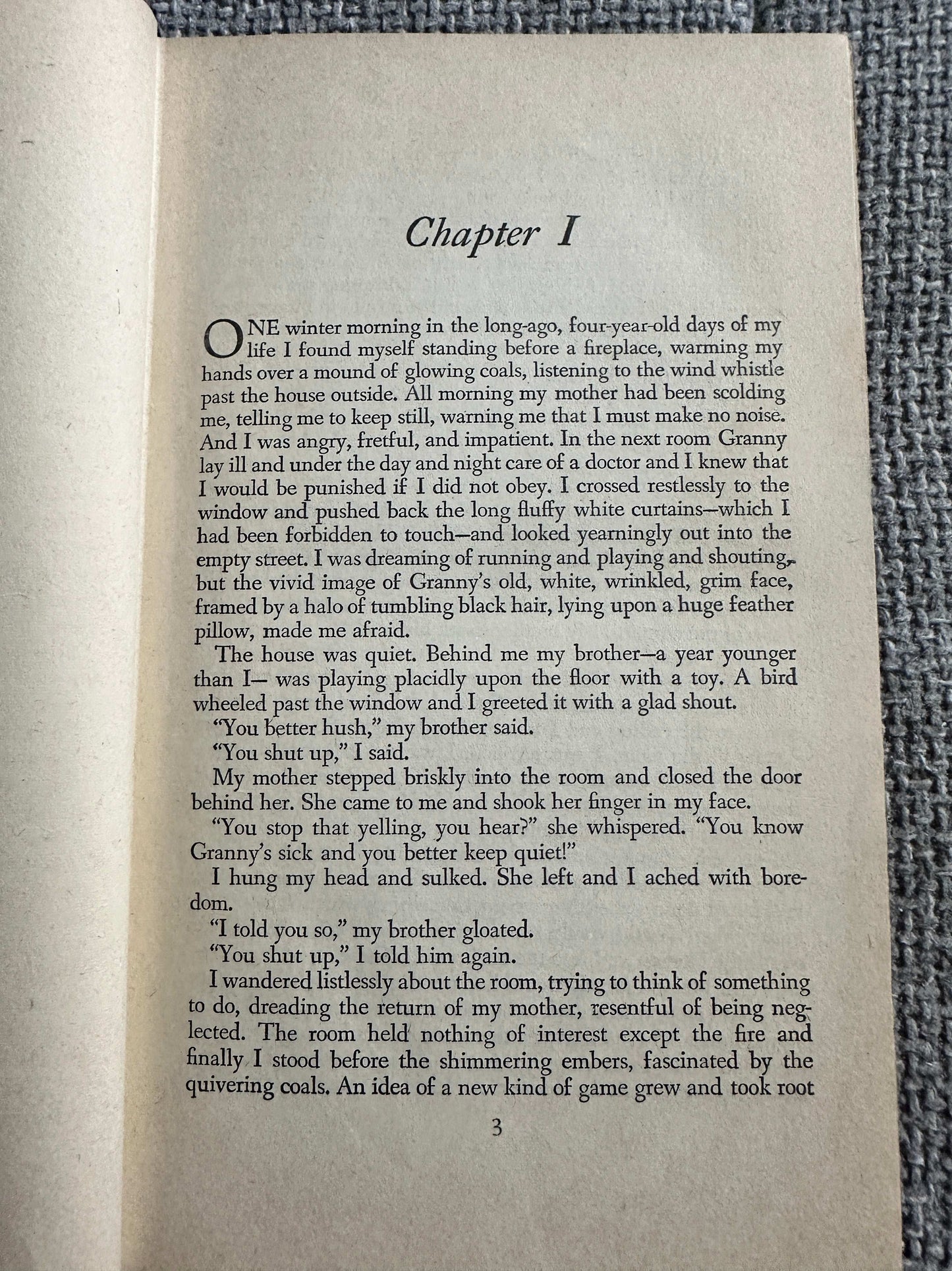 1945 Black Boy first edition opening page with text and chapter title for classic literature lovers