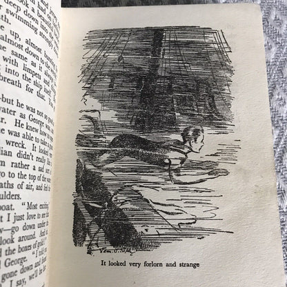 1947 Five On Treasure Island - Enid Blyton Honeyburn Books (UK)