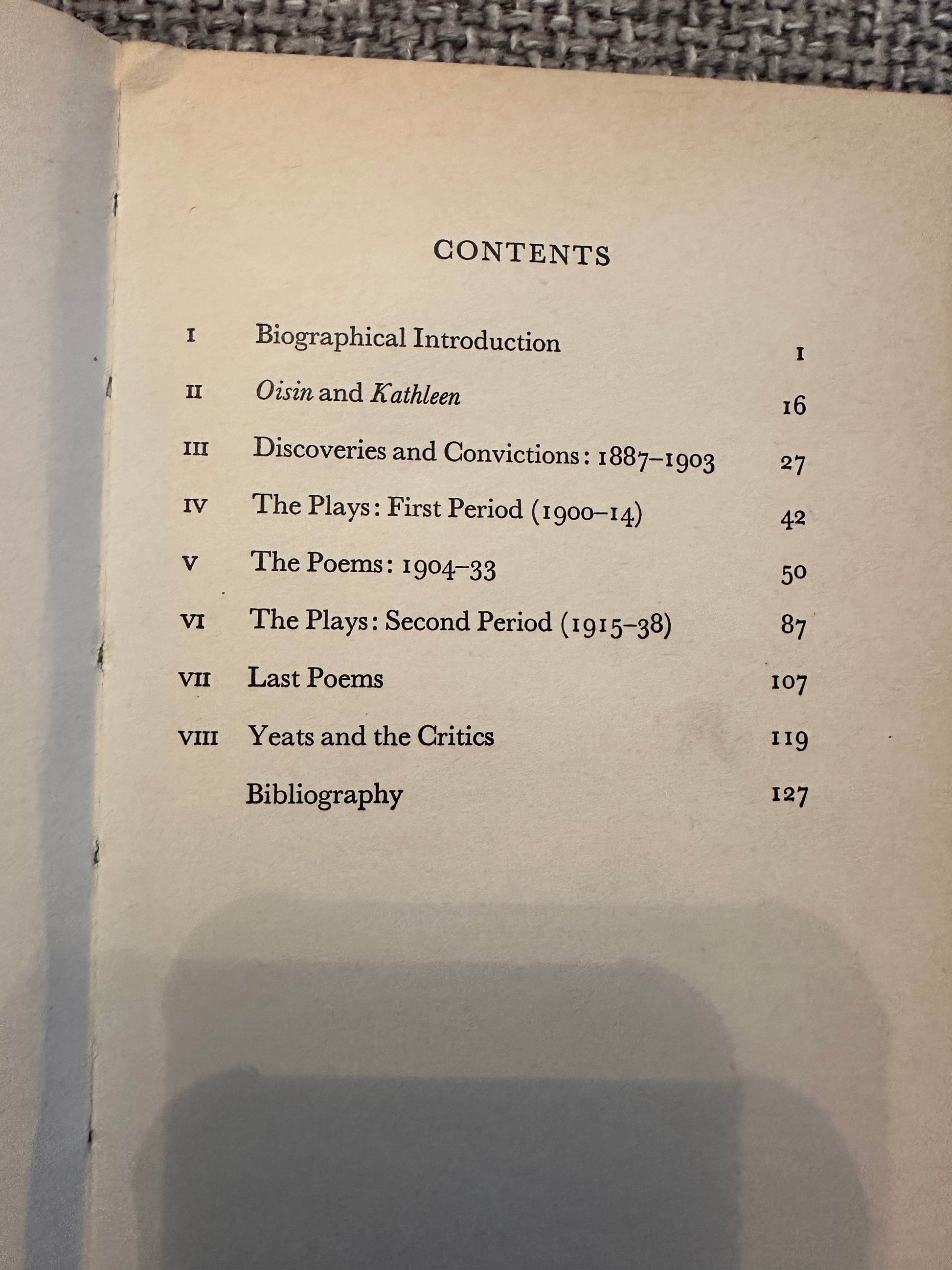 Contents page of 1963 Yeats biography book showing chapters and page numbers