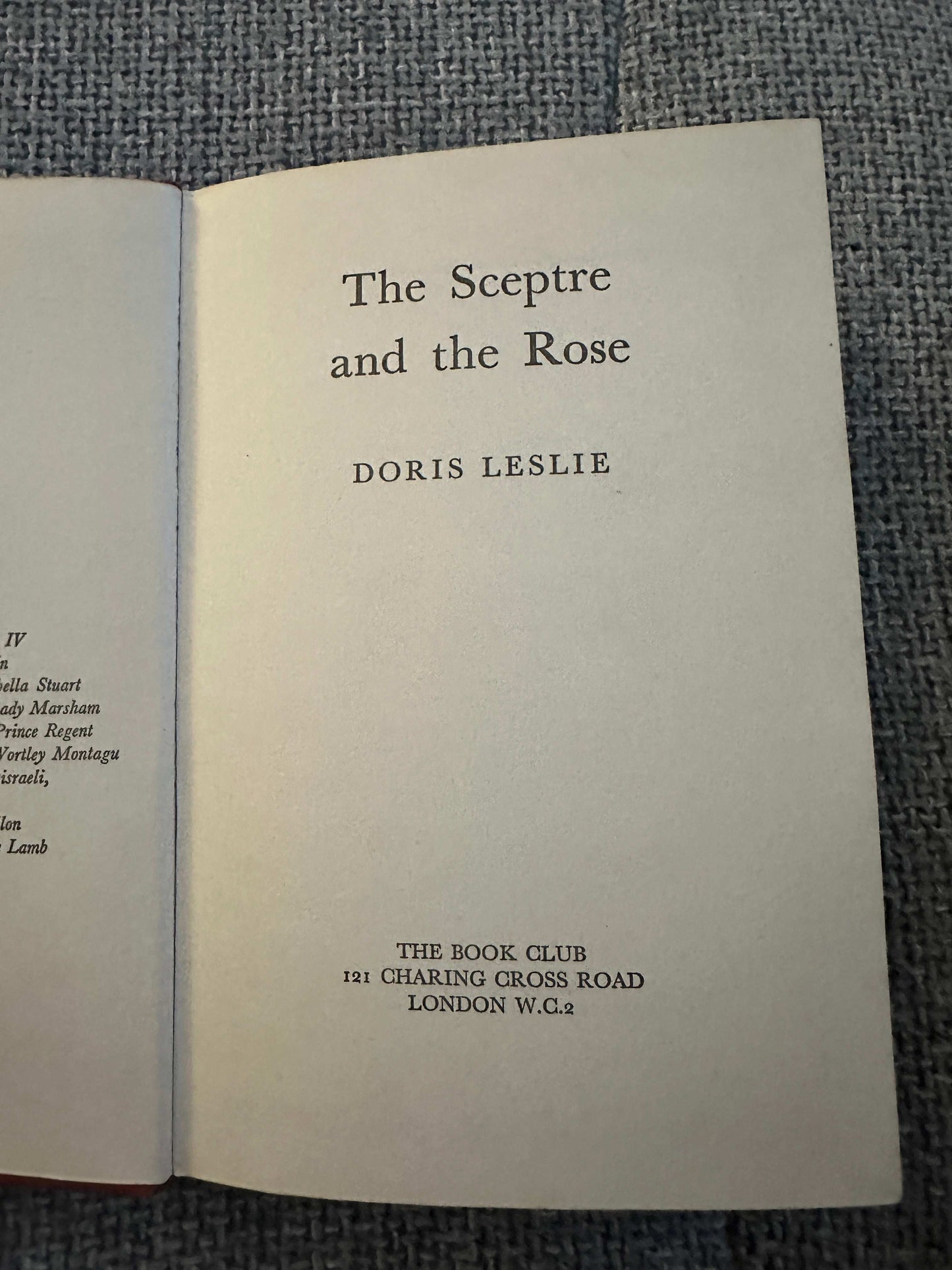 Title page of 1968 The Sceptre and The Rose Doris Leslie book featuring author name and publisher details