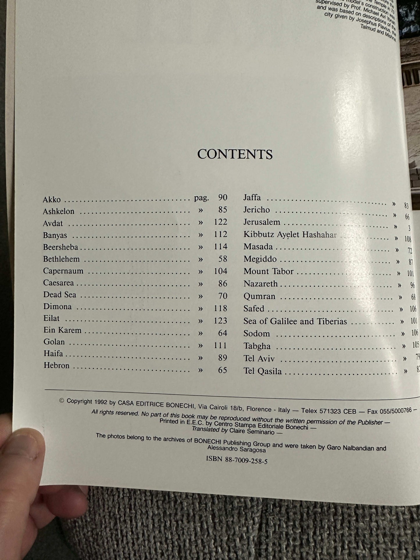 Contents page of the 1992 Israel travel book with detailed section headings and page numbers