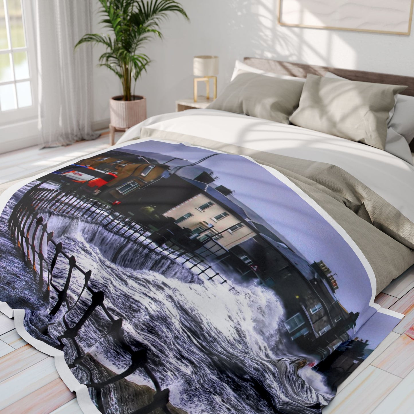 Rough seas Arctic Fleece Blanket