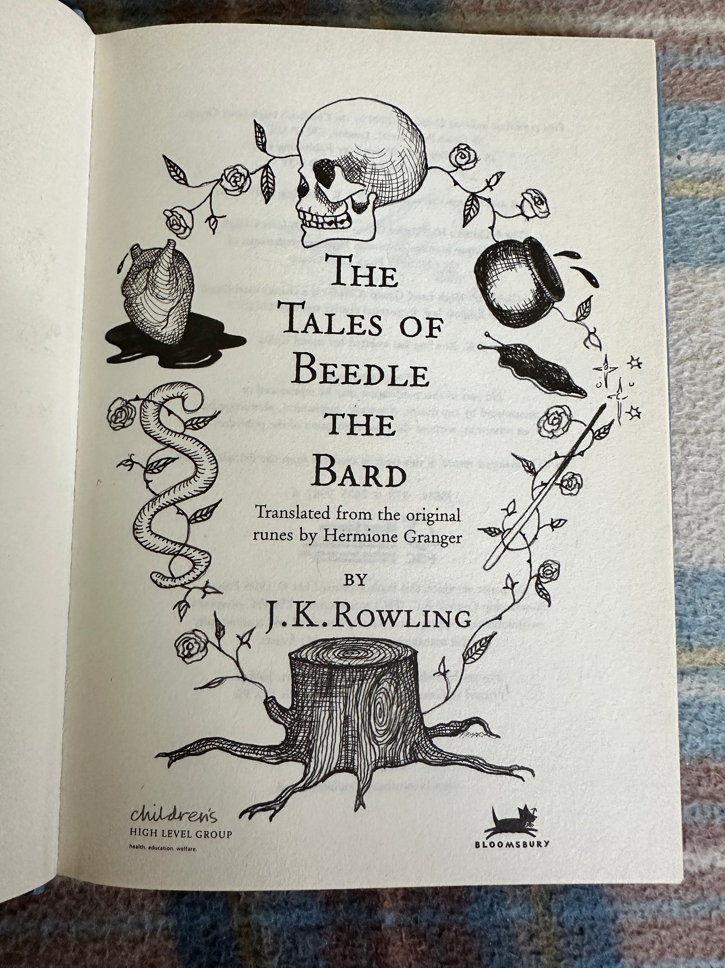 2008*1st* The Tales Of Beedle The Bard - J. K. Rowling(Children’s High Level Group)