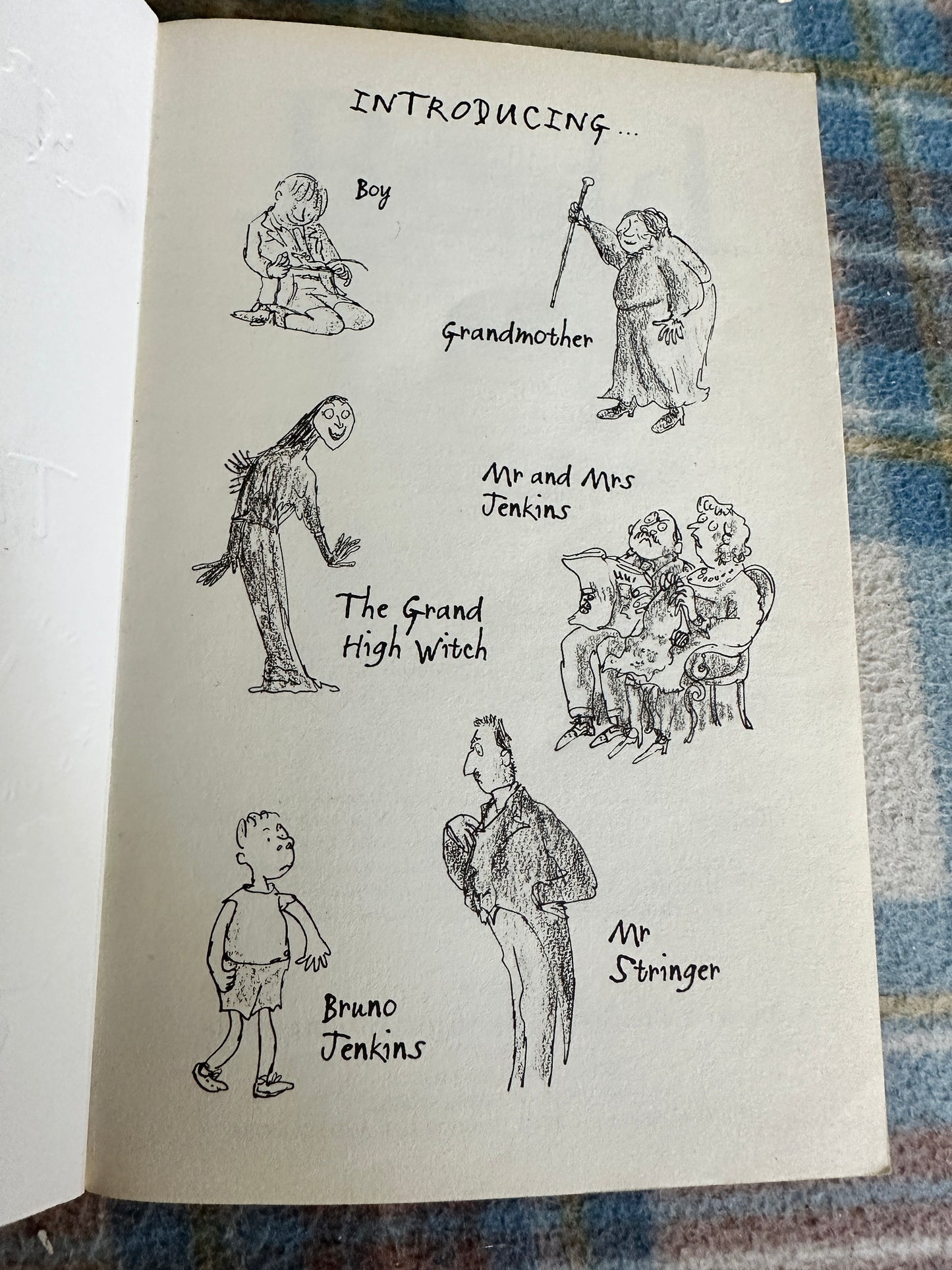 1983 The Witches - Roald Dahl(Quentin Blake illustrated)Puffin Book