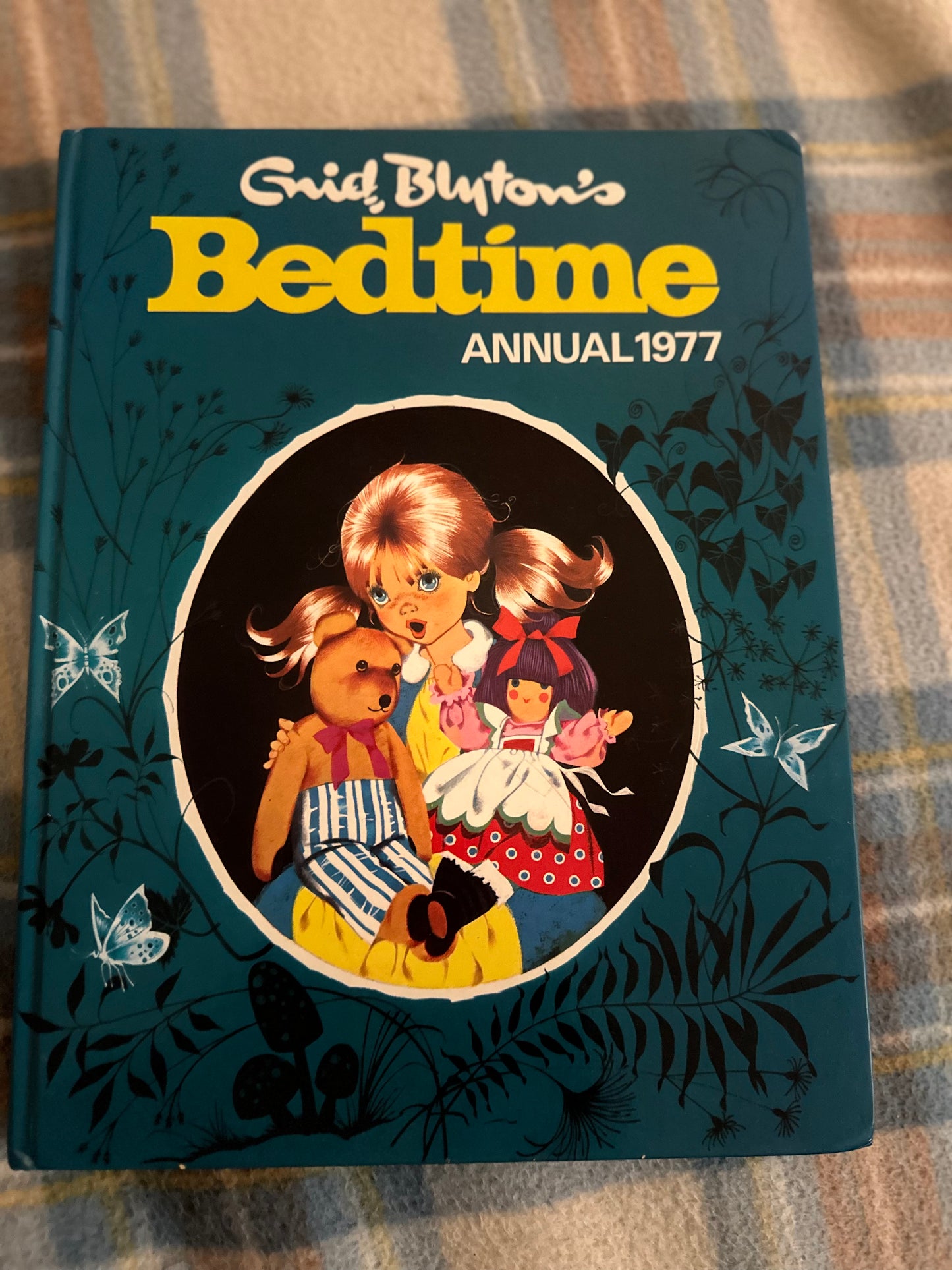1977 Enid Blyton’s Bedtime Annual 1977(World Distributors)