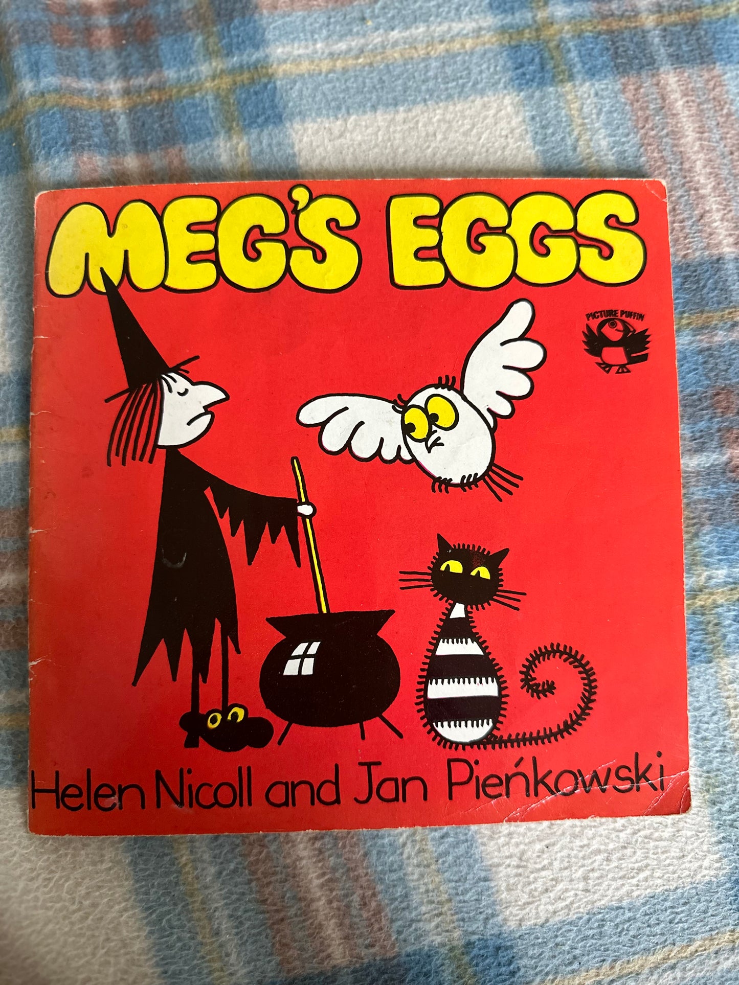 1975 Meg’s Eggs - Helen Nicoll & Jan Pieńkowski(Puffin)