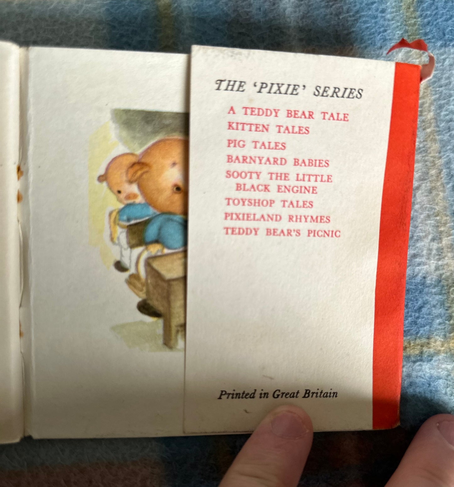 1950 Pig Tales (A Pixie Book) Miriam Dixon(Collins)