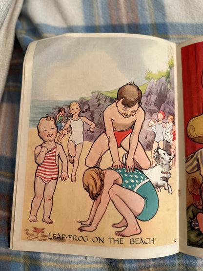 1940’s Children’s Holiday Book