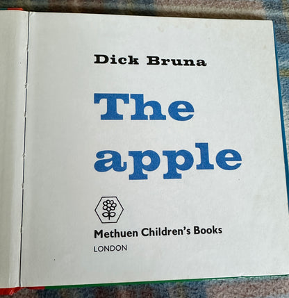 1974 The Apple - Dick Bruna( Methuen)