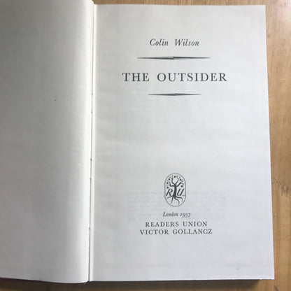 1957 The Outsider - Colin Wilson(Readers Union)