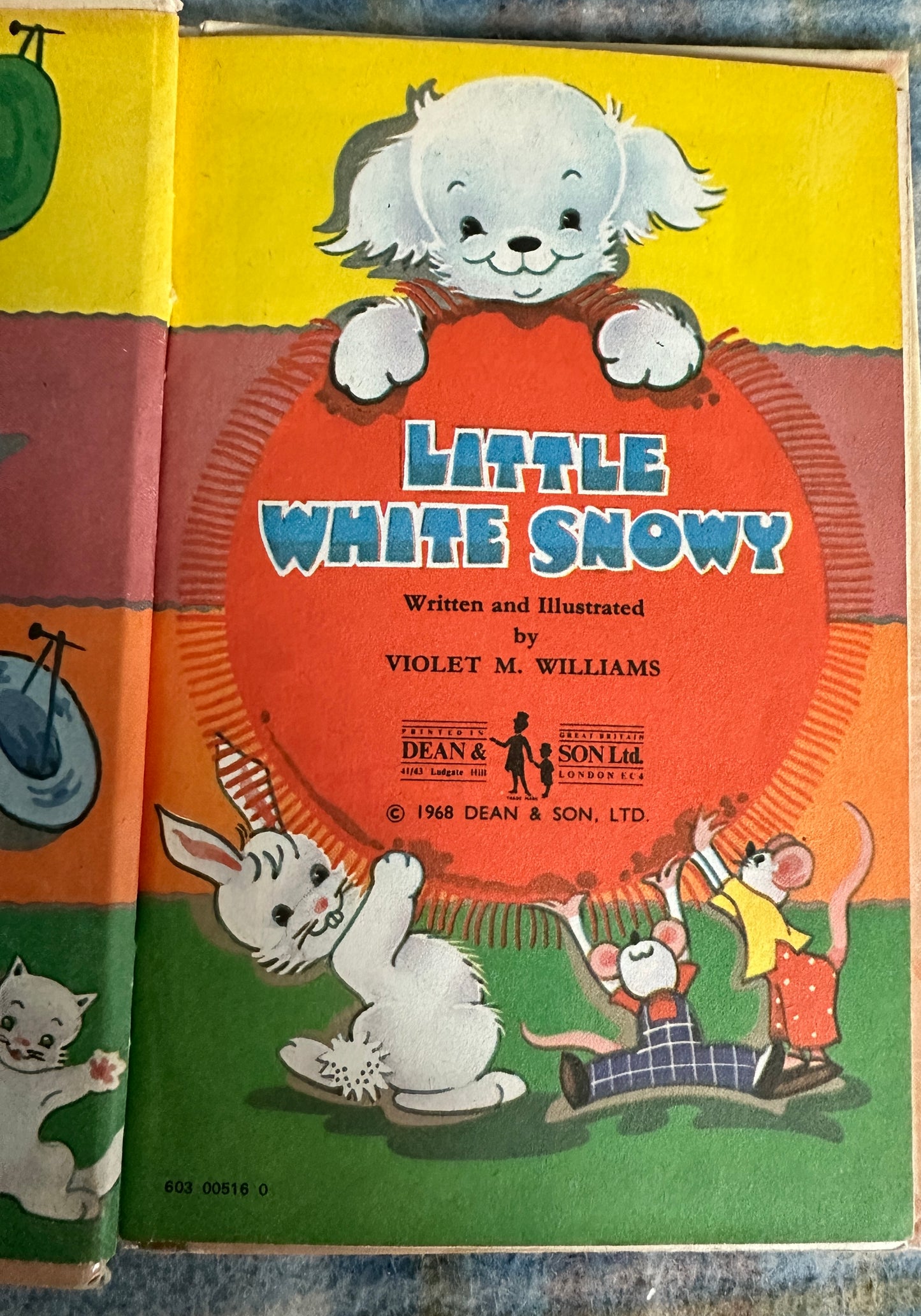 1968 Little White Snowy(Little Poppet Series) Violet M. Williams(Dean & Son Ltd)