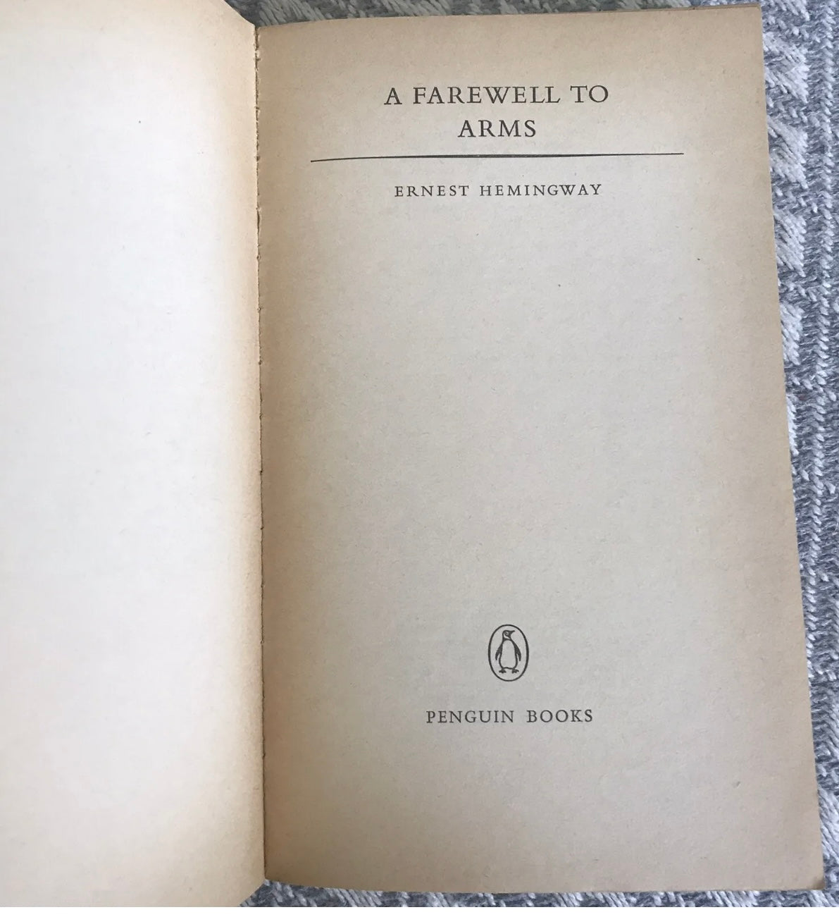 1967 A Farewell To Arms Ernest Hemingway Penguin Honeyburn Books Uk 