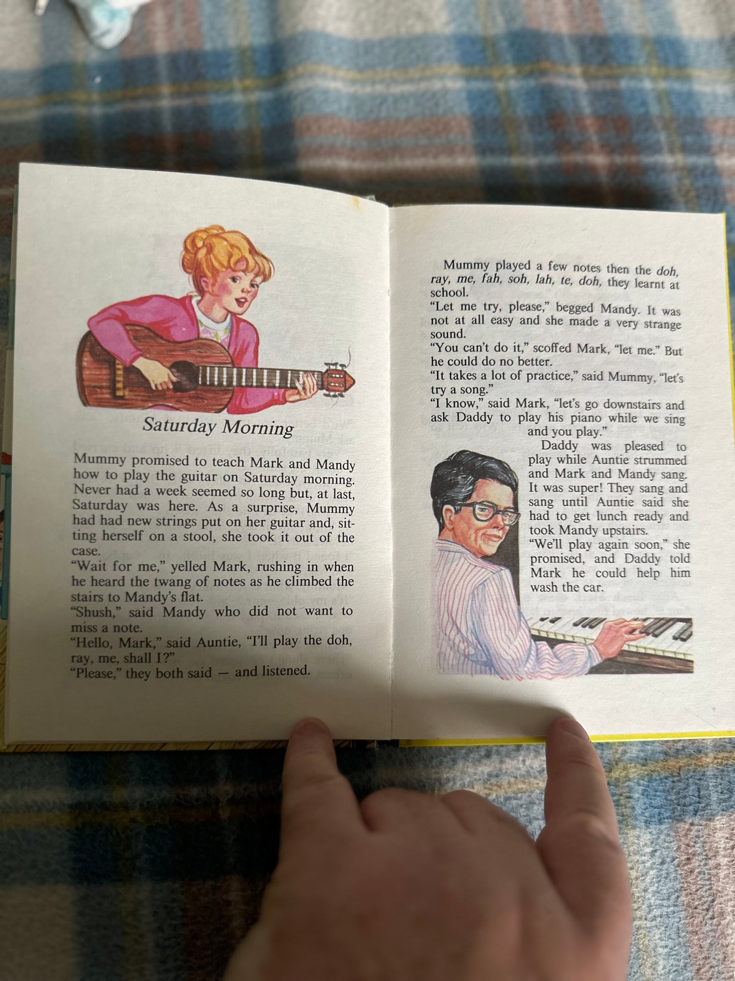 1960’s Mark & Mandy Make Music - Lornie Leete-Hodge(Illust M. & G. Gray)A Rylee Bunny Book(Sandle Brothers Ltd)