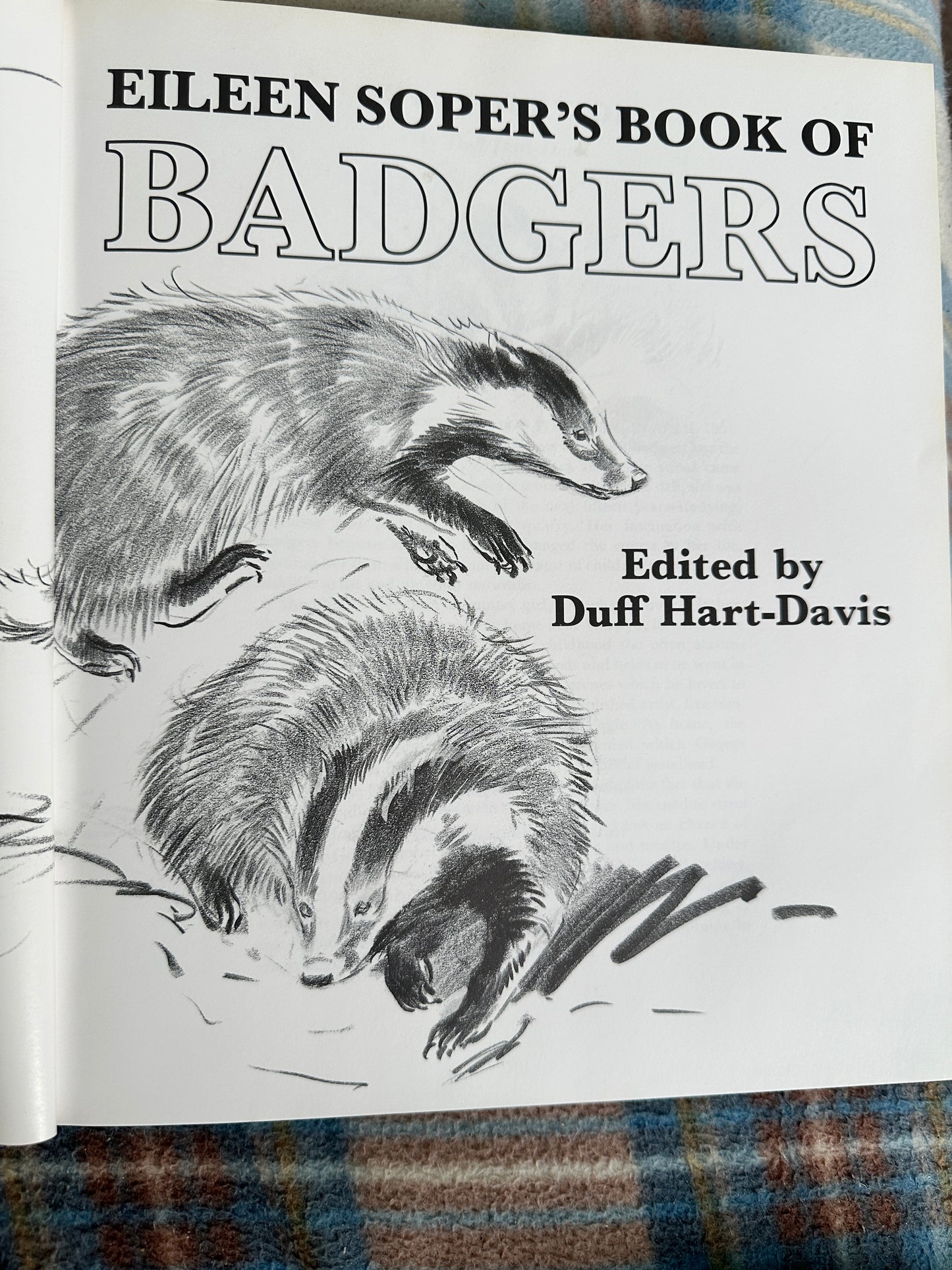 1992*1st* Eileen Soper’s Badgers - Intro by Duff Hart-Davis(BCA Publishers)