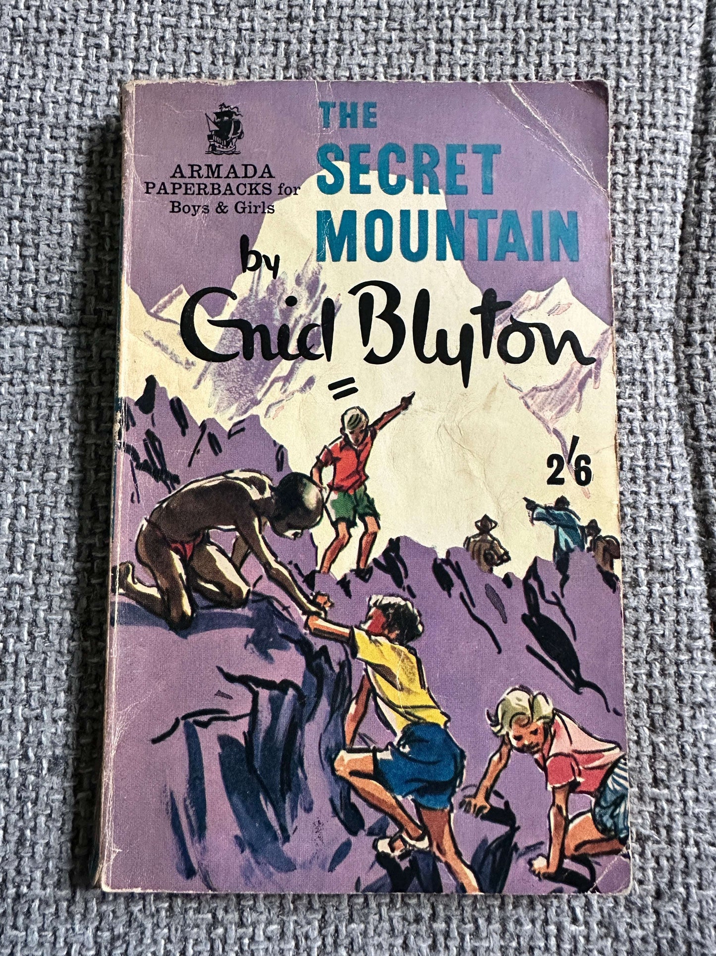 1965 The Secret Mountain - Enid Blyton (Mary Gernat cover Illust, Dylan Roberts text Illust) Armada 2/6d