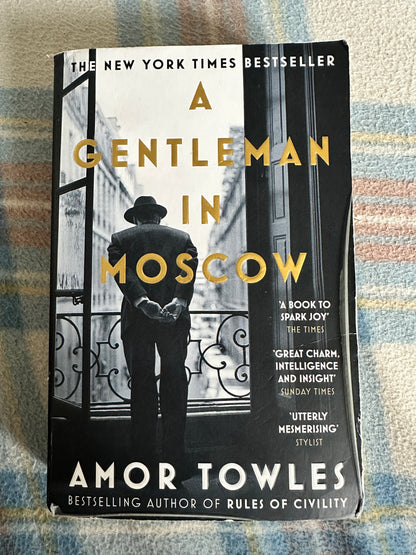 2017 A Gentleman In Moscow - Amor Towles(Windmill Books) *TV Series*