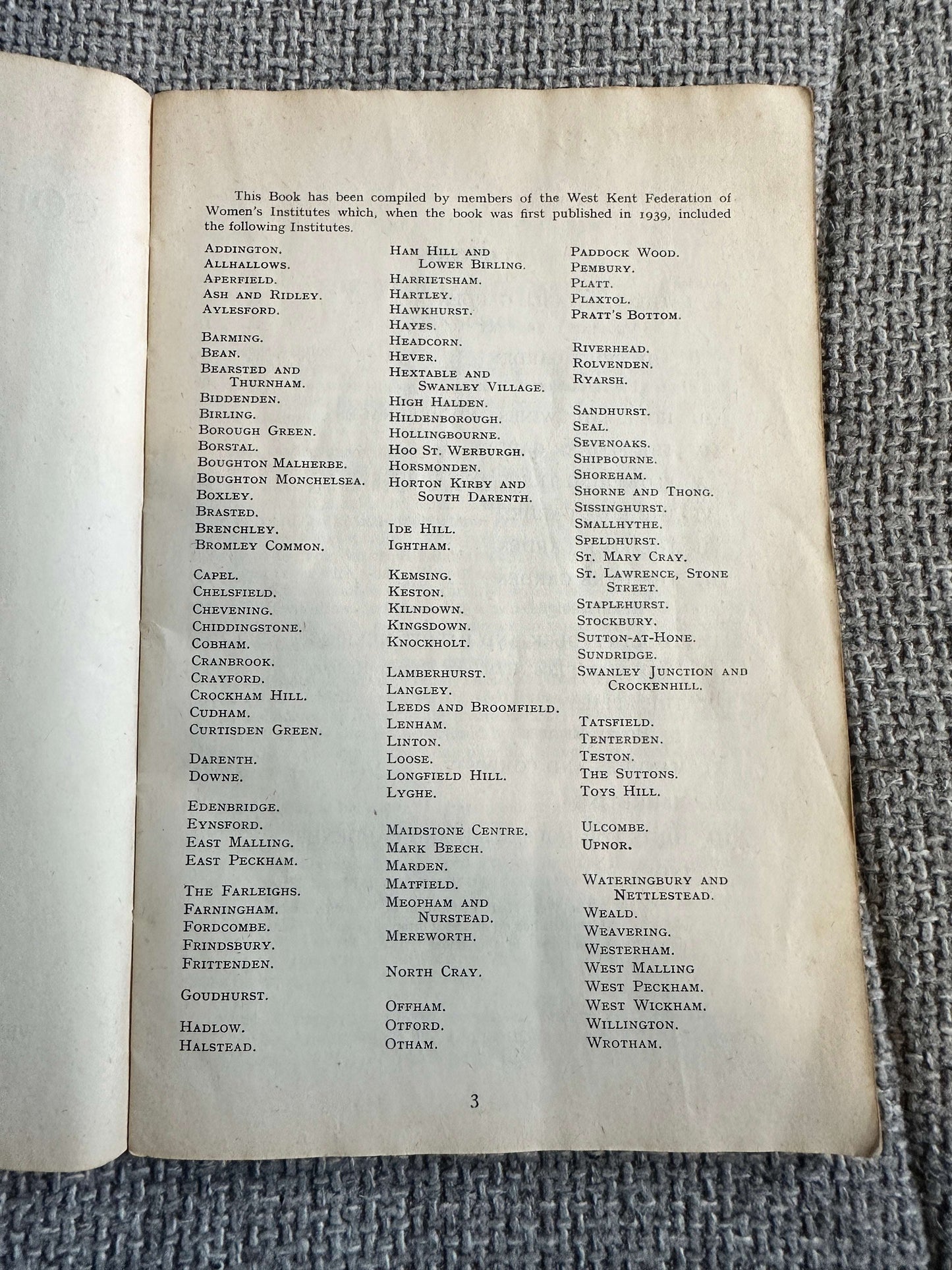 1952 The Country Housewife’s Handbook (West Kent Federation Of Women’s Institutes)