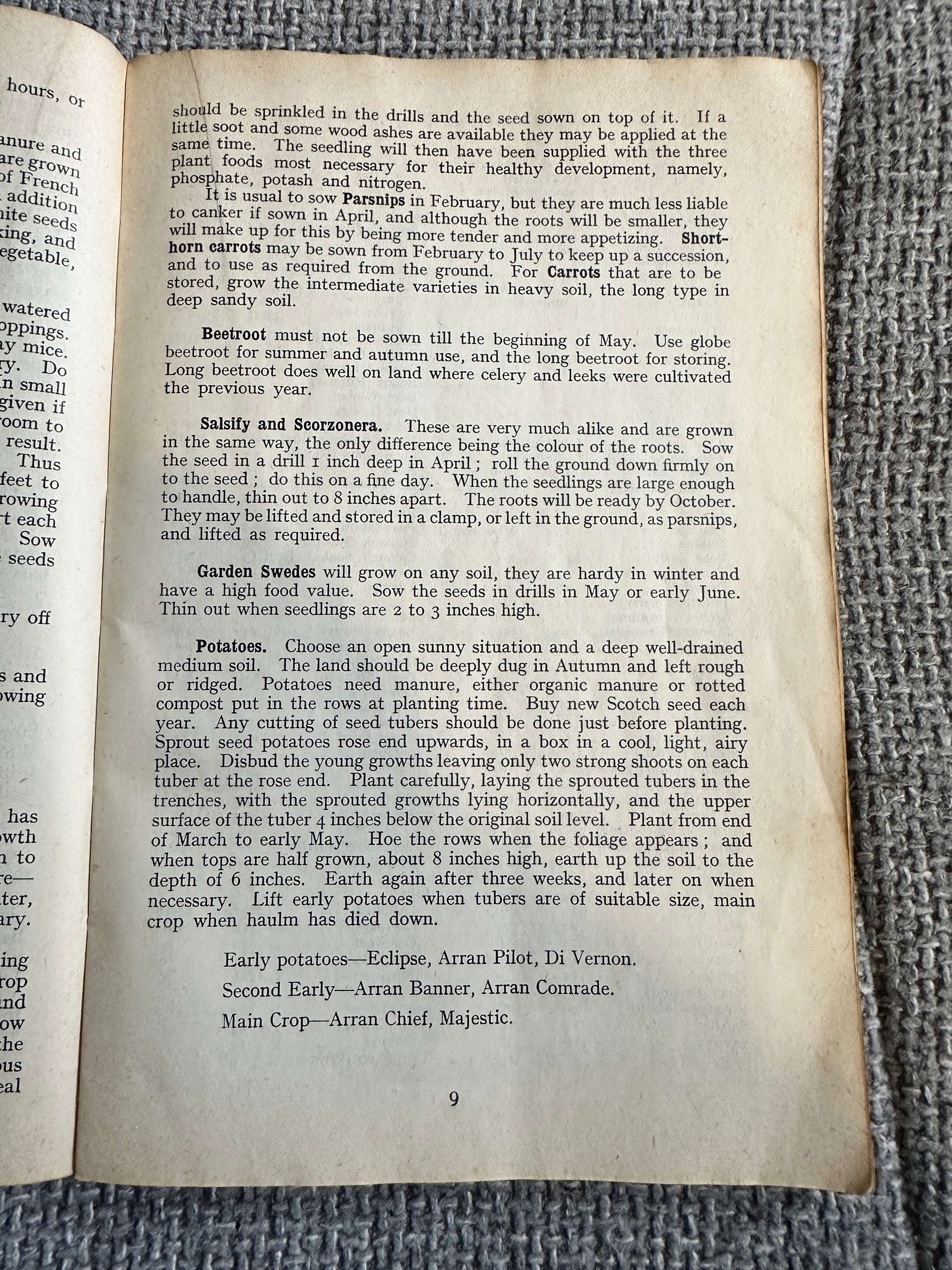 1952 The Country Housewife’s Handbook (West Kent Federation Of Women’s Institutes)