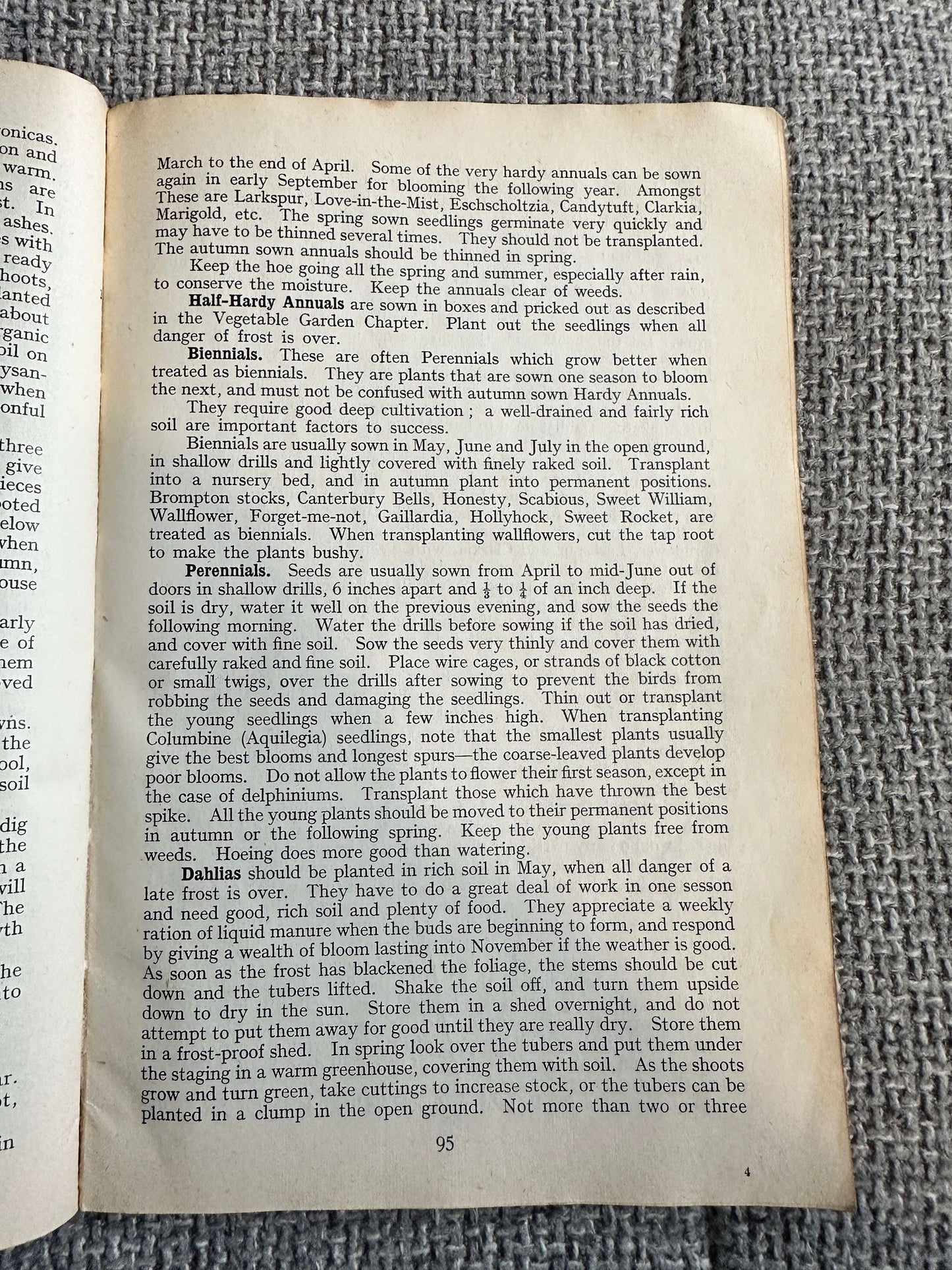 1952 The Country Housewife’s Handbook (West Kent Federation Of Women’s Institutes)