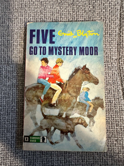 1971 Five Go To Mystery Moor - Enid Blyton (Eileen Soper Illust) Green Knight Books