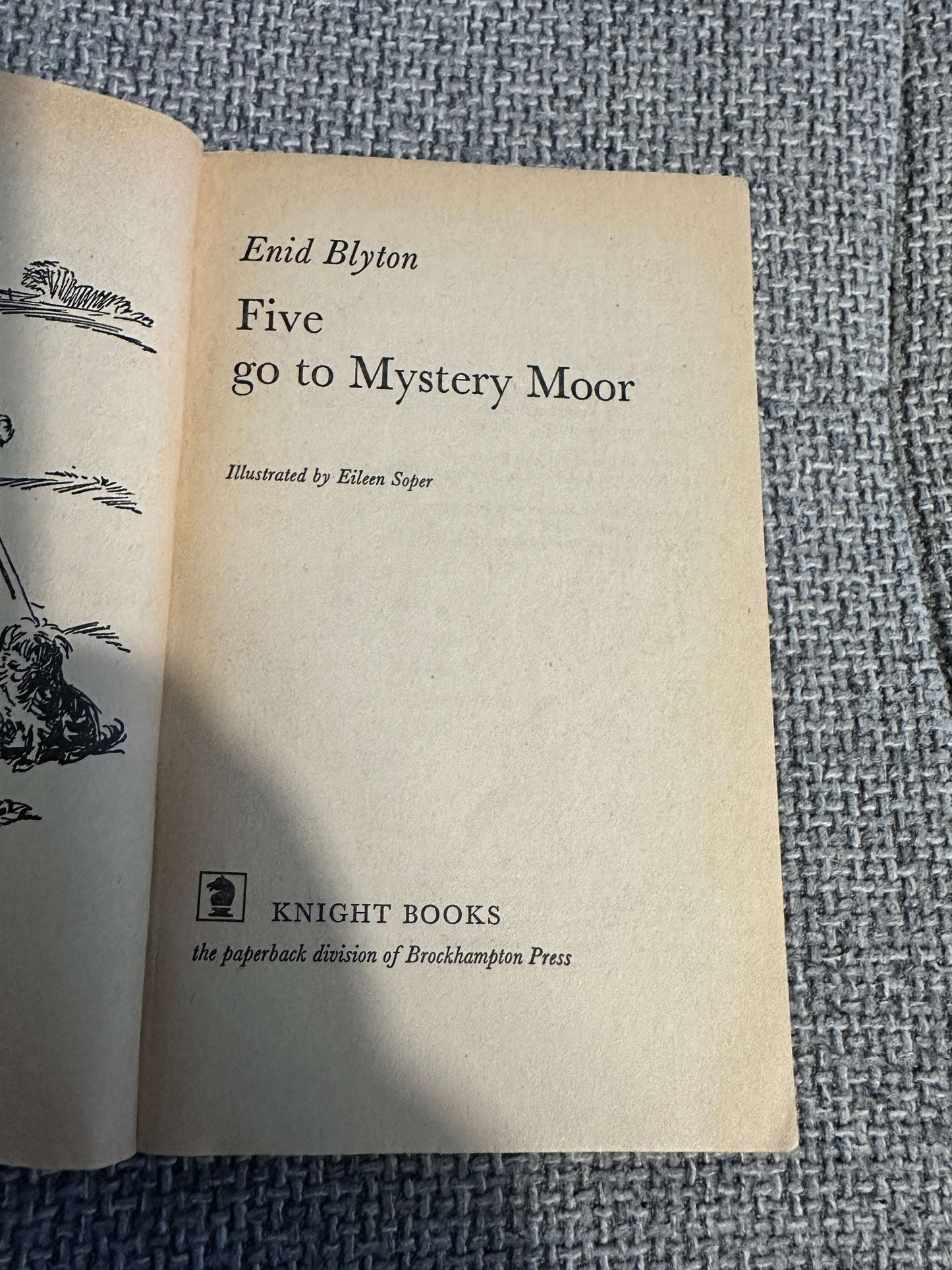 1971 Five Go To Mystery Moor - Enid Blyton (Eileen Soper Illust) Green Knight Books