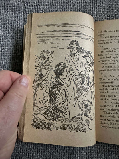 1971 Five On Kirrin Island Again - Enid Blyton (Eileen Soper Illust) Green Knight