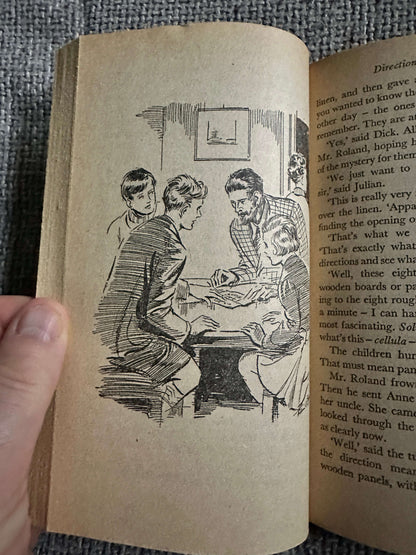1969 Five Go Adventuring Again - Enid Blyton (Eileen Soper Illust) Green Knight