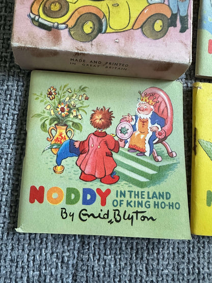 1954 Castle Of Books - Enid Blyton Box (Sampson Low Pub) 5 little books